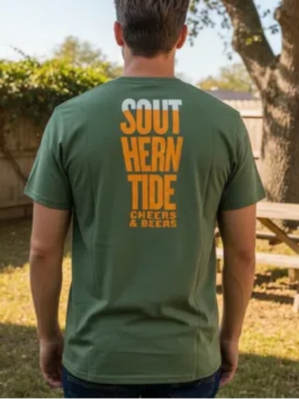 Southern Tide Short-Sleeve Pocket Tee in Green with Yellow Logo size L
